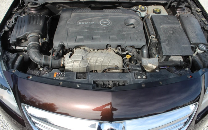Opel Insignia cena 23900 przebieg: 322000, rok produkcji 2013 z Łeba małe 466